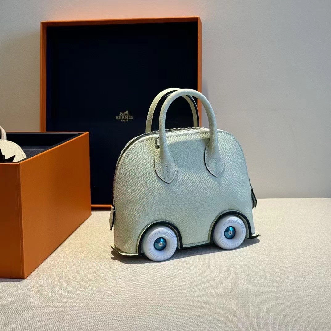 MINI BODIE ON WHEELS 20 IN WHITE EPSOM LEATHER