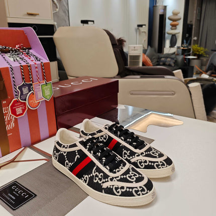 GUCCI 26S GG WEB SNEAKERS IN BLACK AND WHITE GG CANVAS