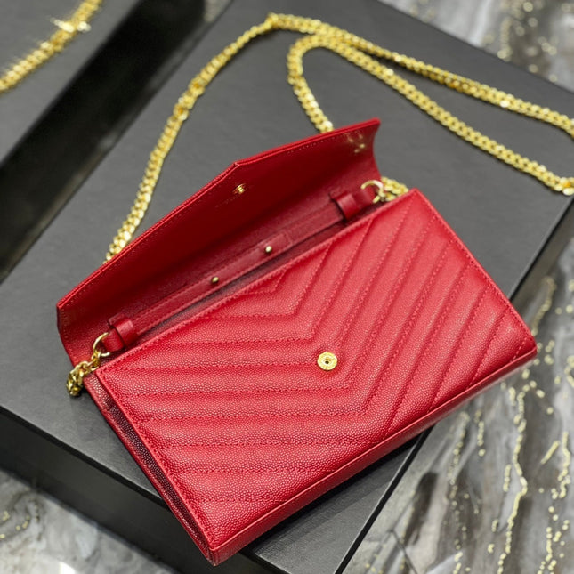 YL WOC 22 RED CHEVERON CAVIAR GOLD HARDWARE