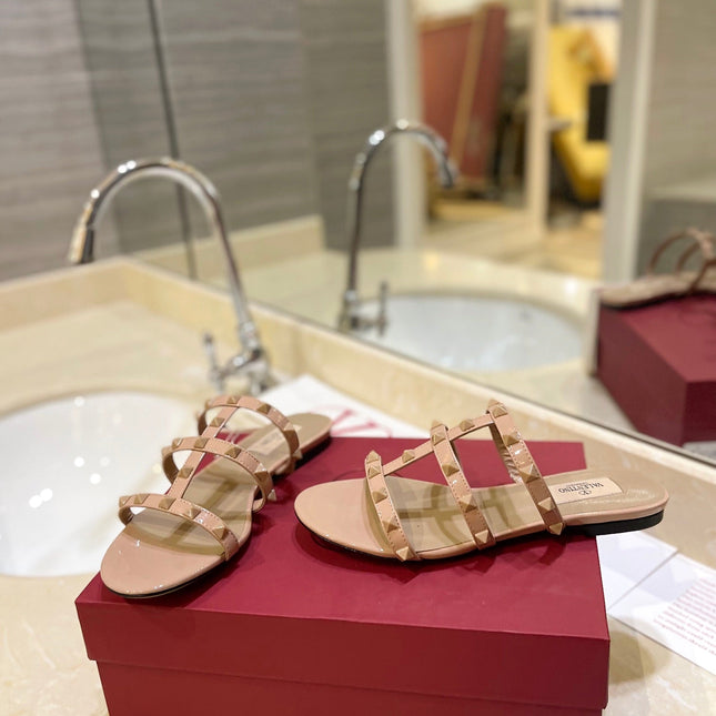 VALENTINO 26S ROCKSTUD CAGED SANDALS IN NUDE CALFSKIN