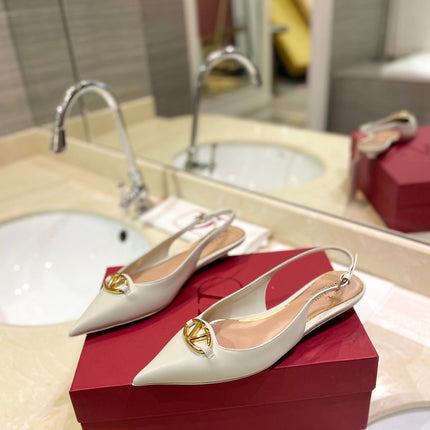 VALENTINO 26S POINTED TOE FLAT SLINGBACKS IN CREAM WHITE CALFSKIN