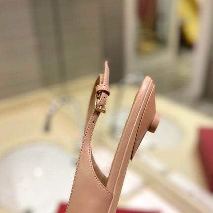 VALENTINO 26S POINTED TOE FLAT SLINGBACKS IN NUDE CALFSKIN