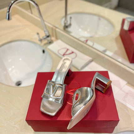 VALENTINO 26S BLOCK-HEEL SANDALS 65 MM IN SILVER CALFSKIN WITH LOGO