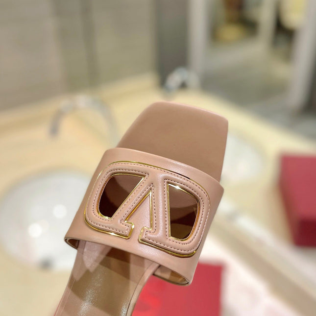 VALENTINO 26S BLOCK-HEEL SANDALS 65 MM IN NUDE CALFSKIN WITH LOGO