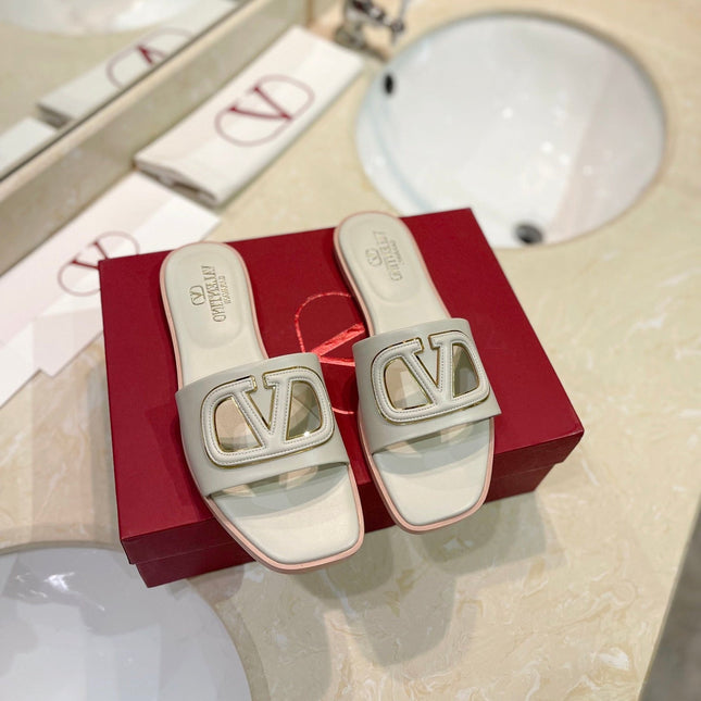 VALENTINO 26S SLIDES IN OFF WHITE CALFSKIN WITH LOGO