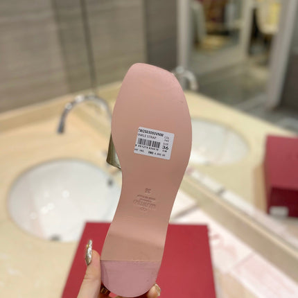 VALENTINO 26S SLIDES IN GOLD CALFSKIN WITH LOGO