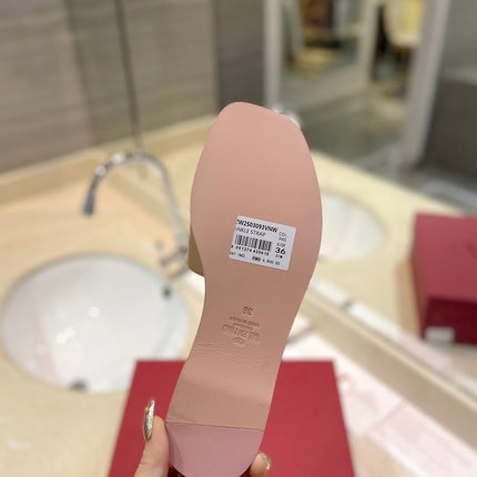 VALENTINO 26S SLIDES IN NUDE CALFSKIN WITH LOGO