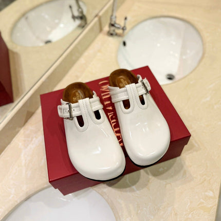 VALENTINO 26S FLAT MULES IN WHITE PATENT CALFSKIN