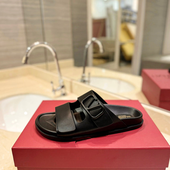 VALENTINO 26S FOOTBED SANDALS IN BLACK CALFSKIN