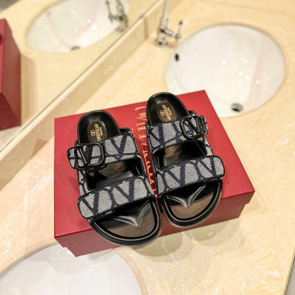 VALENTINO 26S VELCRO SANDALS IN BEIGE AND BLACK JACQUARD FABRIC WITH HARDWARE