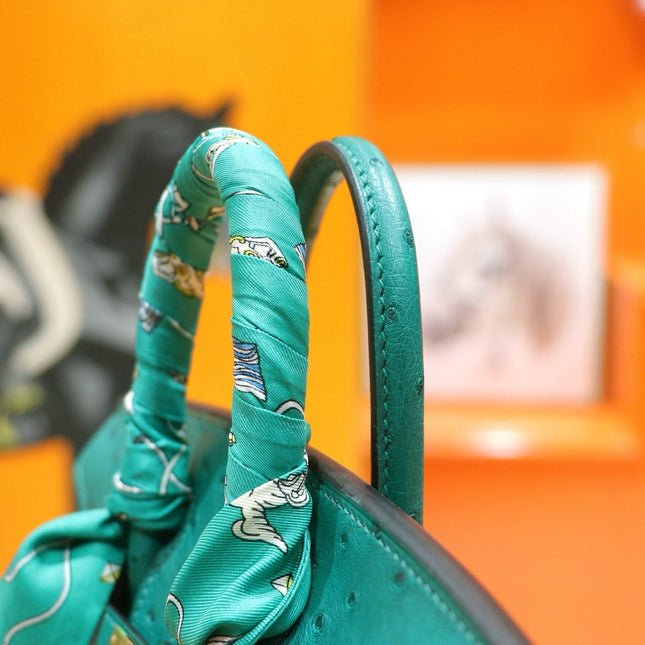 HM 25S BIRKIN 25 CM IN DARK GREEN OSTRICH WITH GOLD HARDWARE