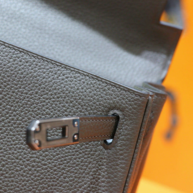 HM 25S KELLY BAG 25 CM IN GREY TOGO WITH SILVER HARDWARE