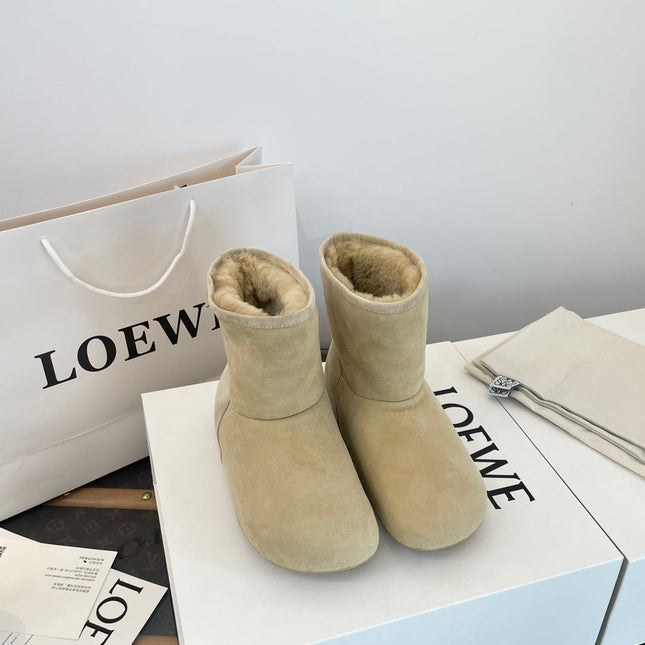 LOEWE 26S LAGO ANKLE BOOTS IN BEIGE SUEDE-SHEARLING