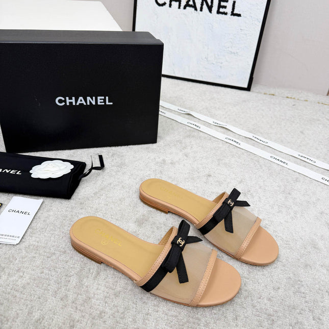 CHANEL 26S SLIDE SANDALS IN BEIGE MESH AND CALFSKIN WITH BLACK RIBBON