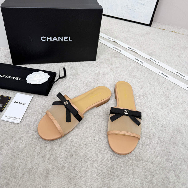 CHANEL 26S SLIDE SANDALS IN BEIGE MESH AND CALFSKIN WITH BLACK RIBBON
