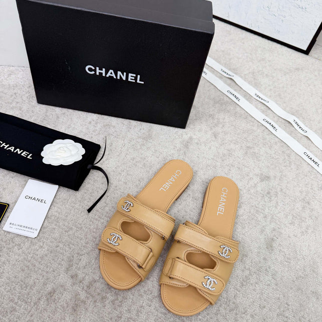 CHANEL 26S DOUBLE STRAP SLIDE SANDALS IN BEIGE CALFSKIN