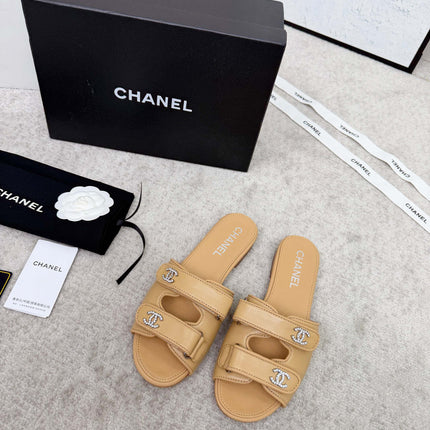 CHANEL 26S DOUBLE STRAP SLIDE SANDALS IN BEIGE CALFSKIN