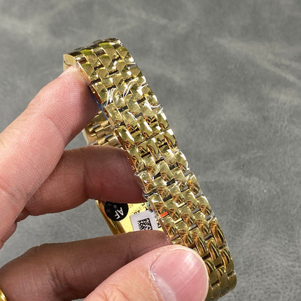 PANTHÈRE CARTIER WATCH IN GOLD CASE