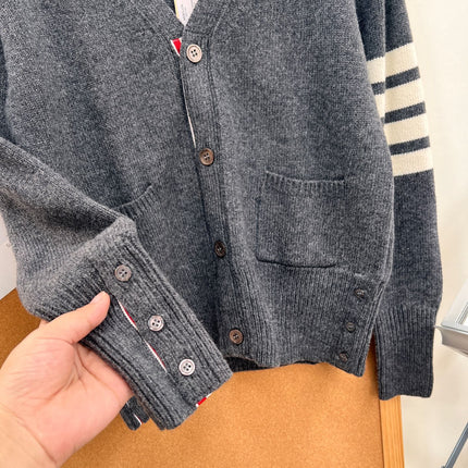 THOM 26S V-NECK KNIT CARDIGAN 292