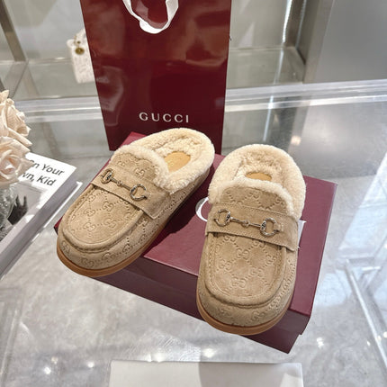 GUCCI 26S MULES IN BEIGE SUEDE GG LOGO PATTERN