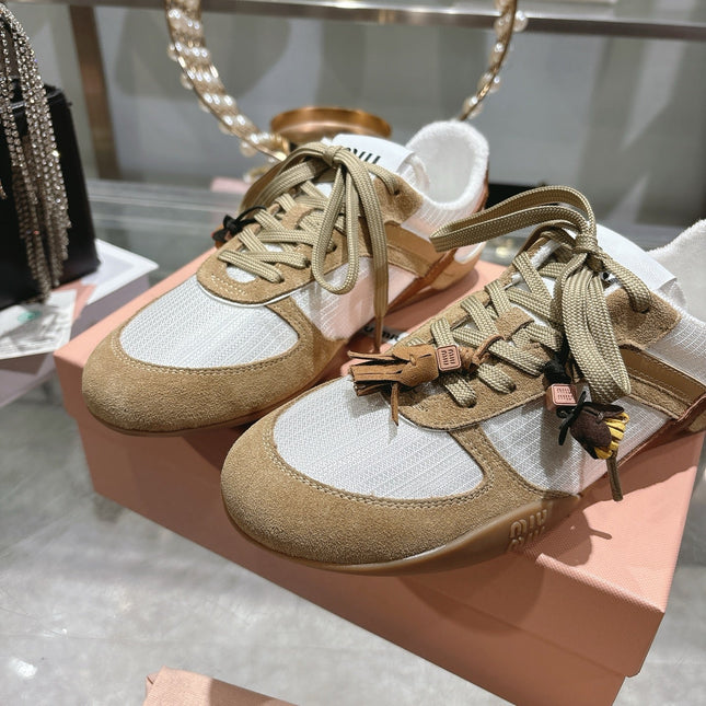 MIUMIU 26S LACE UP SNEAKERS IN BEIGE SUEDE WHITE FABRIC CHARM DETAIL