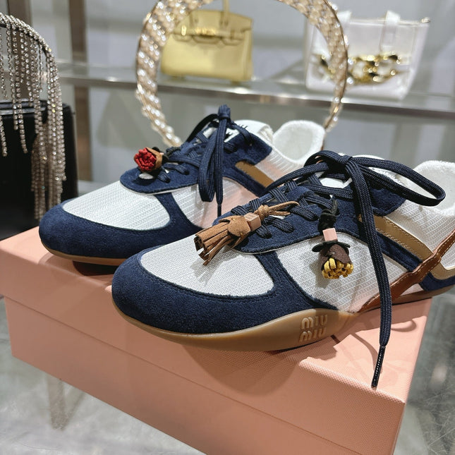 MIUMIU 26S LACE UP SNEAKERS IN NAVY BLUE SUEDE WHITE FABRIC CHARM DETAIL