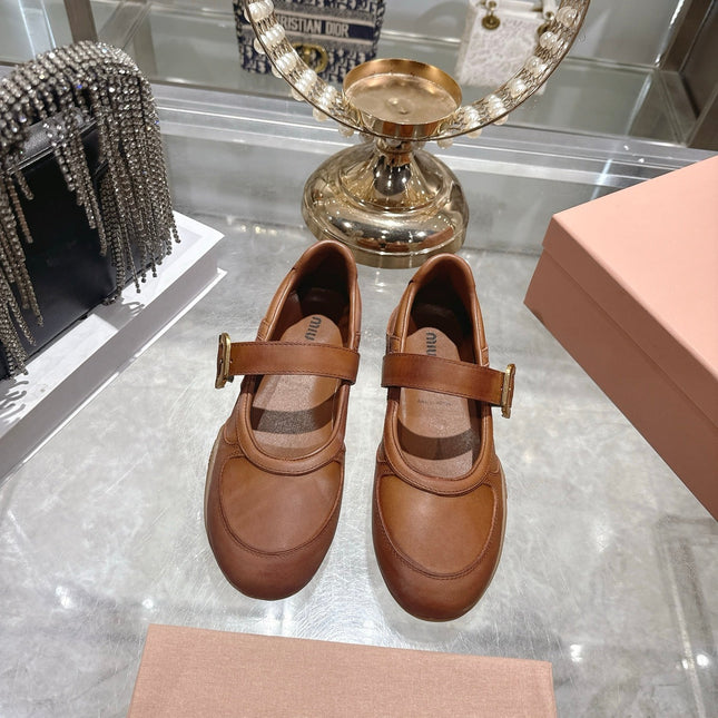 MIUMIU 26S MARY JANE FLATS IN CARAMEL BROWN CALFSKIN GOLD BUCKLE