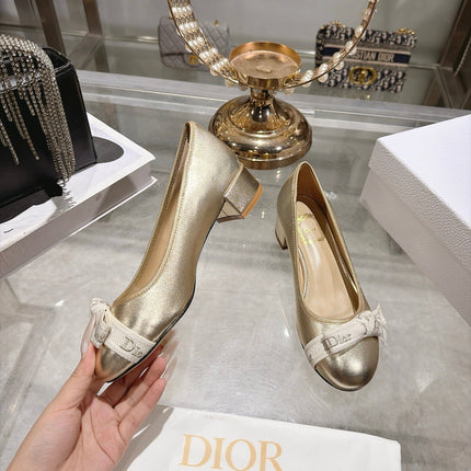 DIOR 26S BLOCK HEEL PUMPS 35MM IN GOLD CALFSKIN WITH FRONT BOW