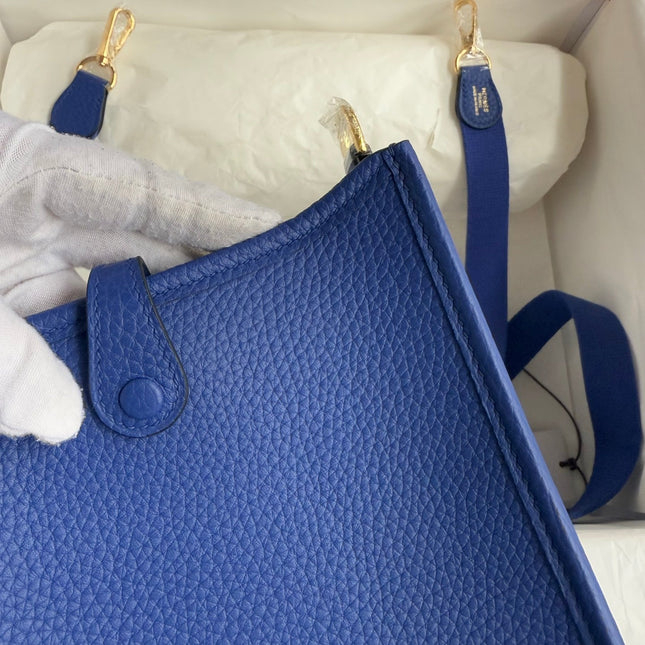 HM 25S EVELYNE 17 CM IN NAVY BLUE COWHIDE WITH GOLD HARDWARE