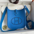 HM 25S EVELYNE 17 CM IN BLUE COWHIDE WITH SILVER HARDWARE