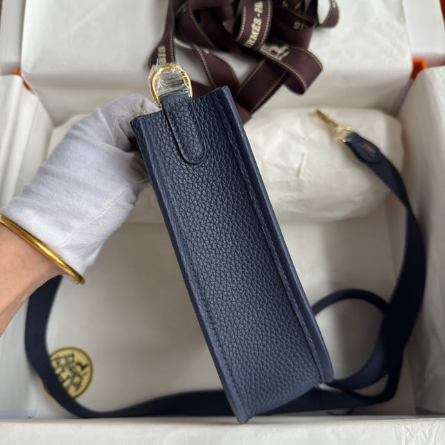 HM 25S EVELYNE 17 CM IN SLATE BLUE-GRAY COWHIDE WITH GOLD HARDWARE