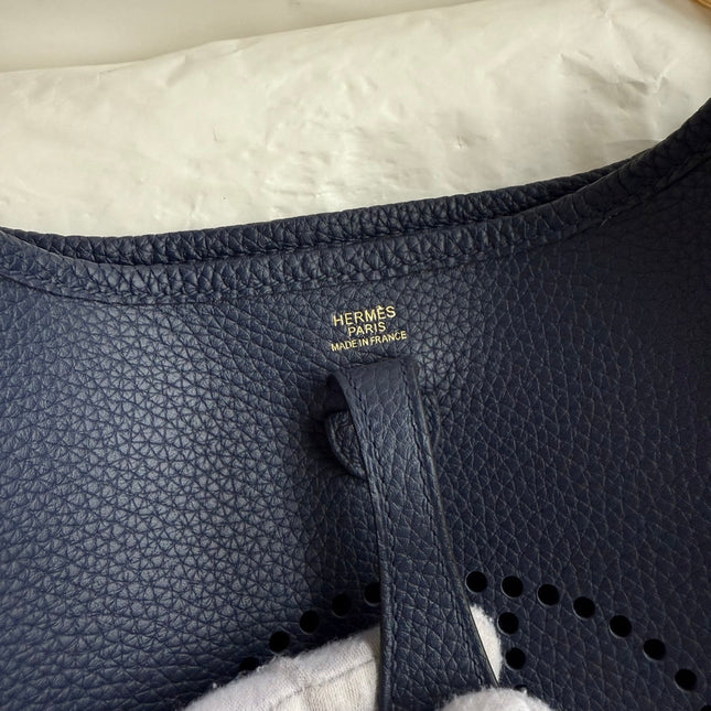 HM 25S EVELYNE 17 CM IN SLATE BLUE-GRAY COWHIDE WITH GOLD HARDWARE
