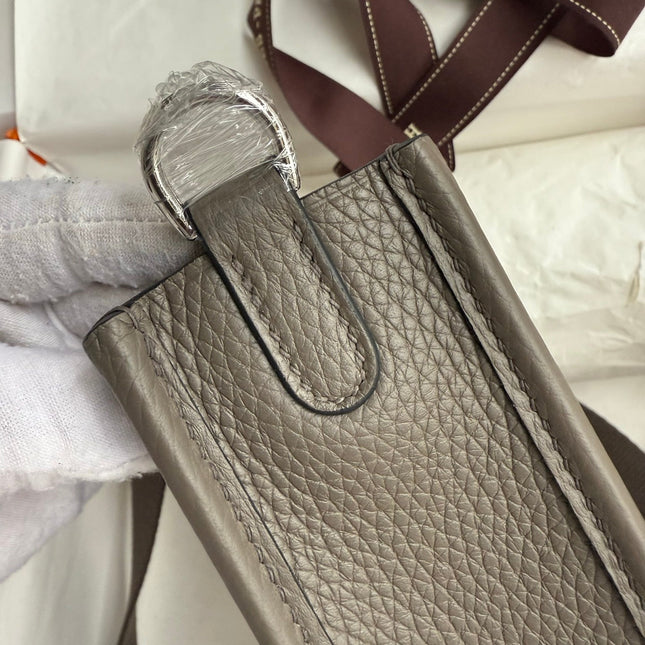 HM 25S EVELYNE 17 CM IN GRAY COWHIDE WITH SILVER HARDWARE