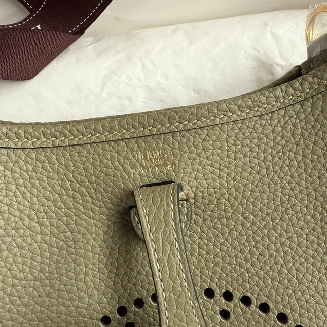 HM 25S EVELYNE 17 CM IN OLIVE GRAY COWHIDE WITH GOLD HARDWARE