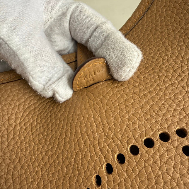 HM 25S EVELYNE 17 CM IN LIGHT BROWN COWHIDE WITH SILVER HARDWARE