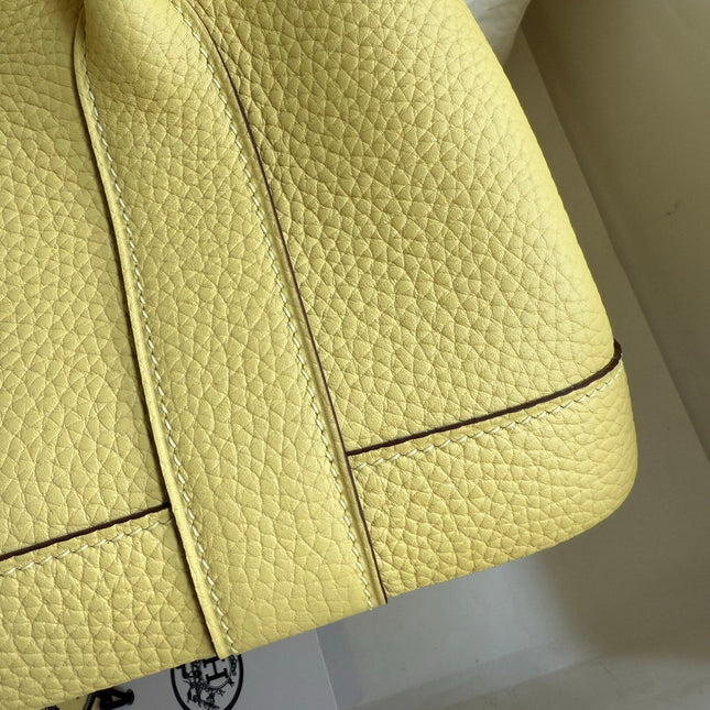HM 25S GARDEN PARTY 23 CM IN LIGHT YELLOW TOGO