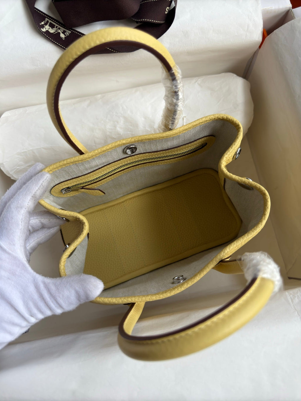 HM 25S GARDEN PARTY 23 CM IN LIGHT YELLOW TOGO