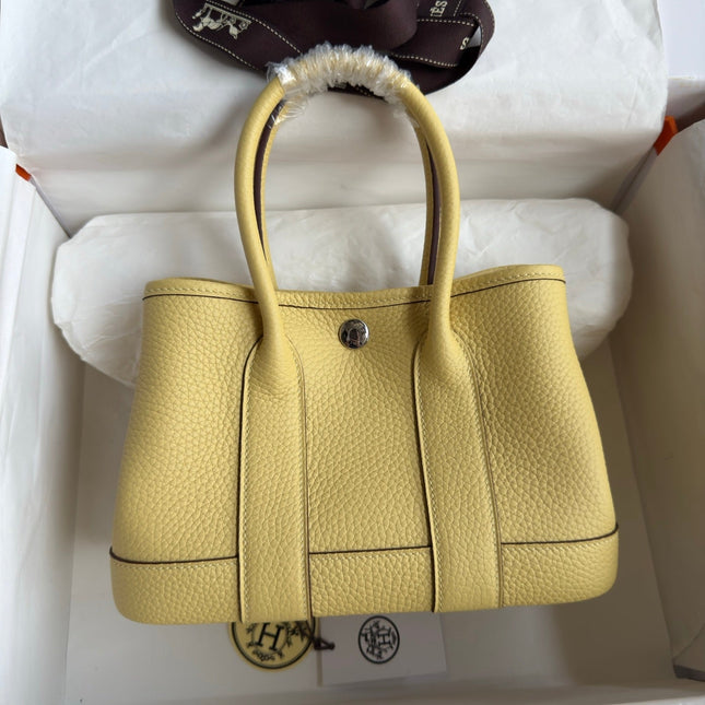 HM 25S GARDEN PARTY 23 CM IN LIGHT YELLOW TOGO