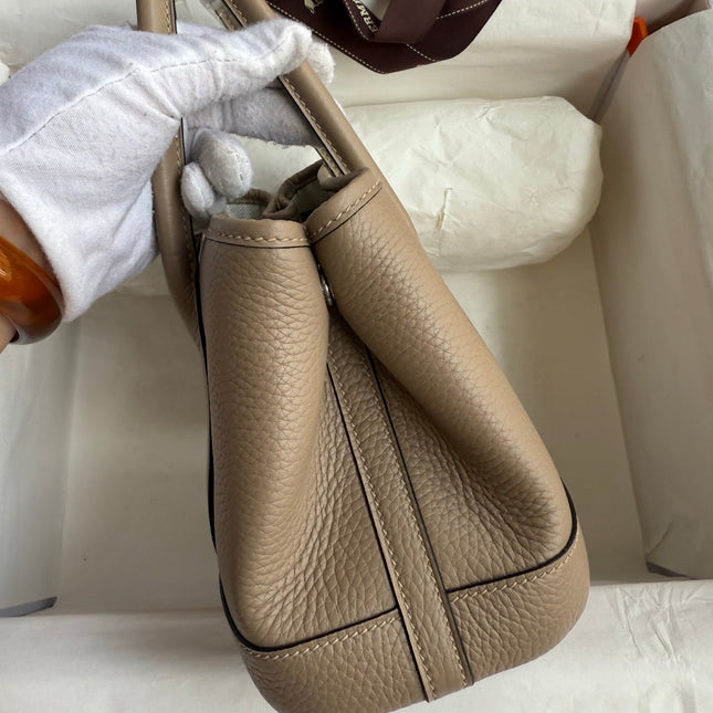 HM 25S GARDEN PARTY 23 CM IN WARM BEIGE TOGO