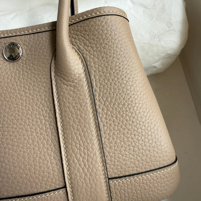 HM 25S GARDEN PARTY 23 CM IN WARM BEIGE TOGO