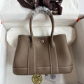 HM 25S GARDEN PARTY 23 CM IN TAUPE BROWN TOGO