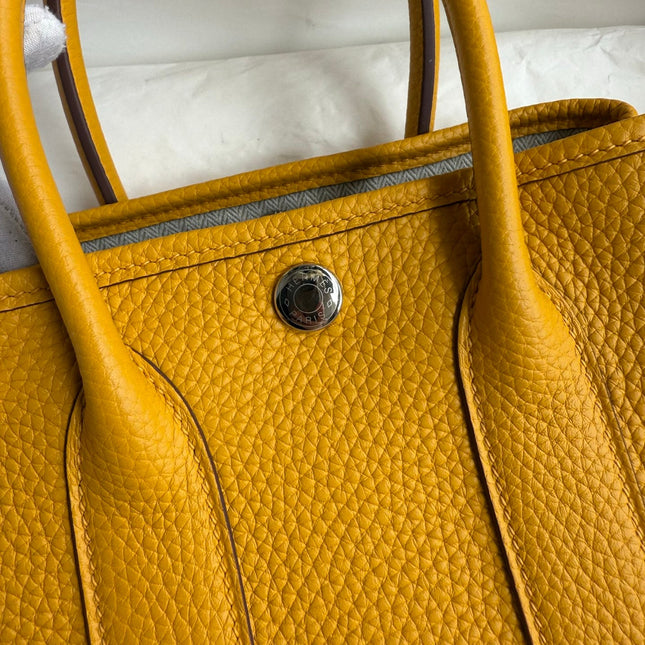 HM 25S GARDEN PARTY 23 CM IN MUSTARD YELLOW TOGO