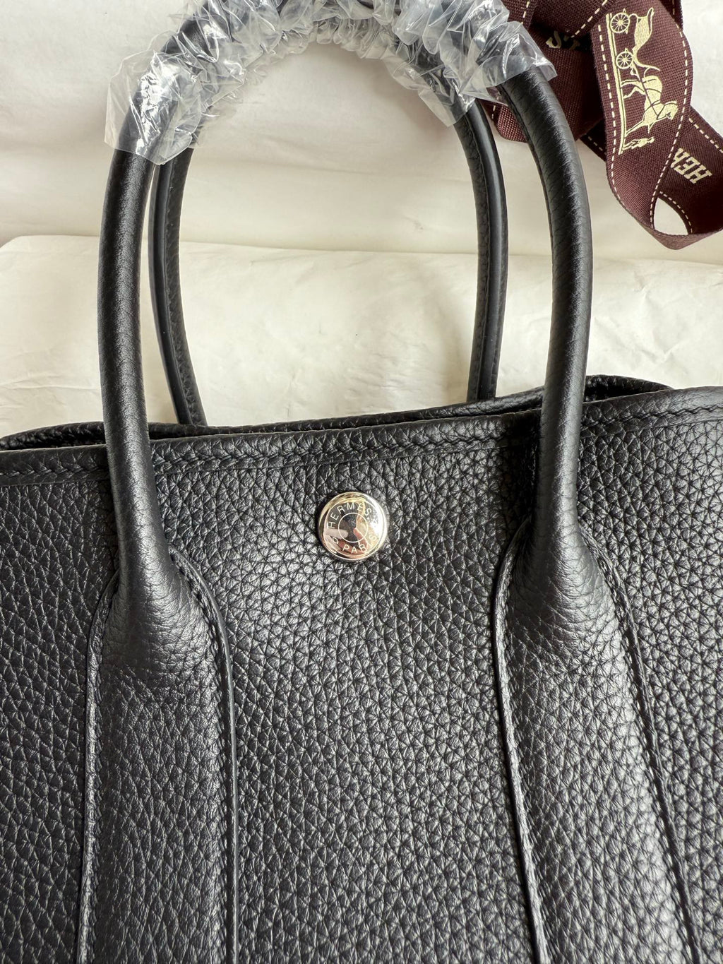 HM 25S GARDEN PARTY 23 CM IN BLACK TOGO