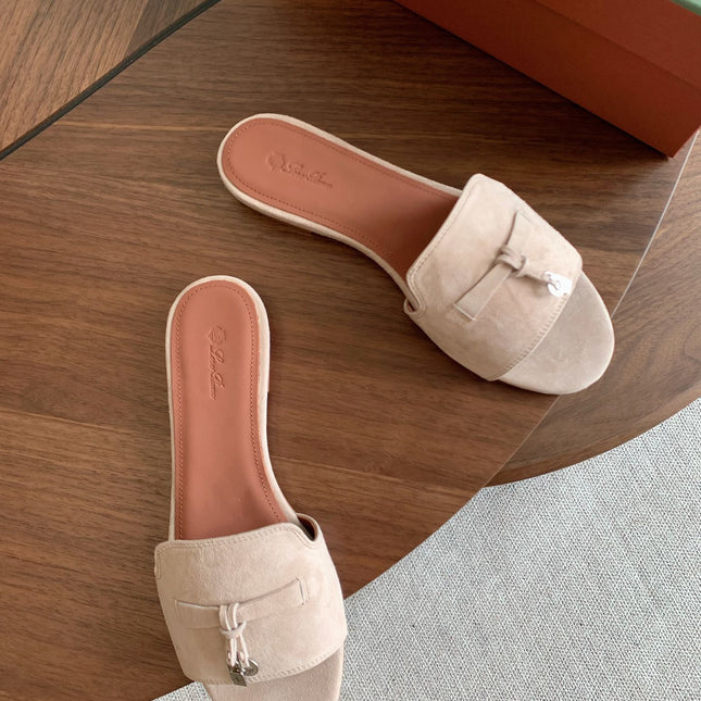 LP 26S SUMMER CHARMS SLIDES IN LIGHT GREY SUEDE GOLD HARDWARE