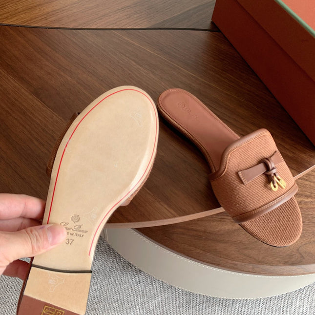 LP 26S SUMMER CHARMS SLIDES IN CARAMEL BROWN CANVAS AND CALFSKIN GOLD HARDWARE