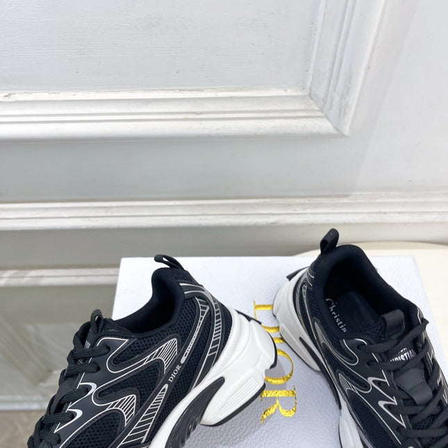 DIOR 26S SNEAKER IN BLACK CALFSKIN AND MESH FABRIC