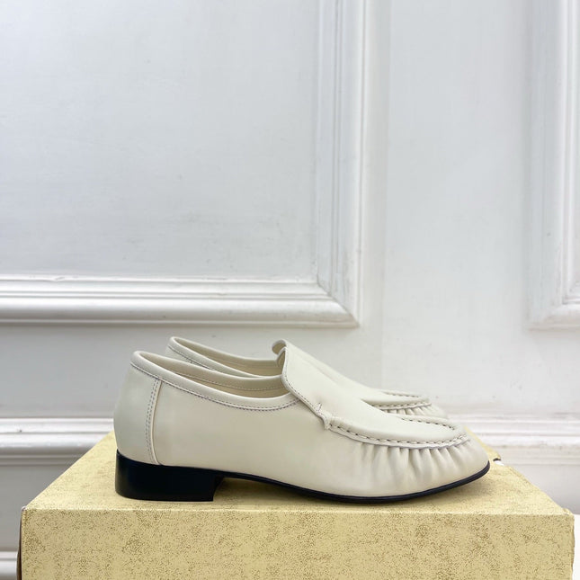 THE ROW 26S MOCCASIN LOAFERS 20MM IN IVORY WHITE CALFSKIN