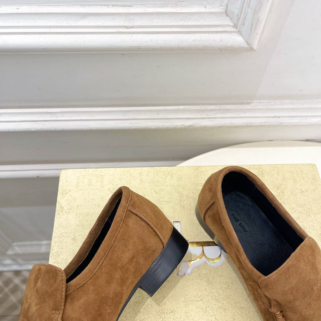 THE ROW 26S MOCCASIN LOAFERS 20MM IN COGNAC BROWN SUEDE