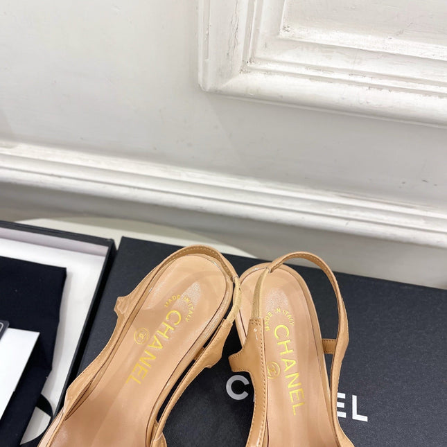 CHANEL 26S POINTED TOE HIGH HEELS 55 MM IN BEIGE PATENT LAMBSKIN