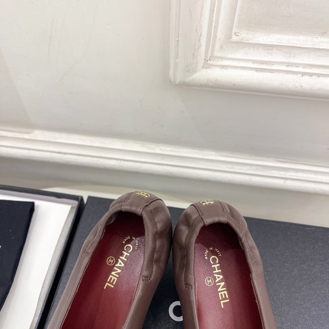 CHANEL 26S SQUARE TOE PUMPS 50 MM IN DARK BROWN LAMBSKIN WITH BLACK TOE CAP